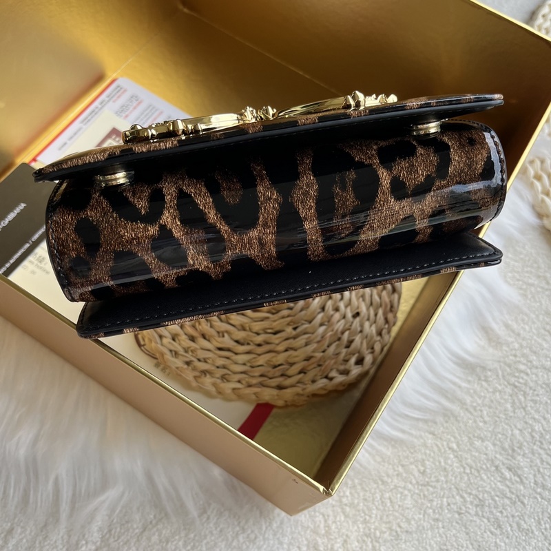 [Dolce & Gabbana 杜嘉班納] 新款。款號：9111漆皮豹紋 原單