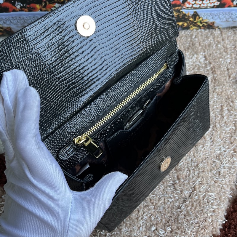 [Dolce & Gabbana 杜嘉班納]款號：4135蜥蜴鑽 原單 完美袋形