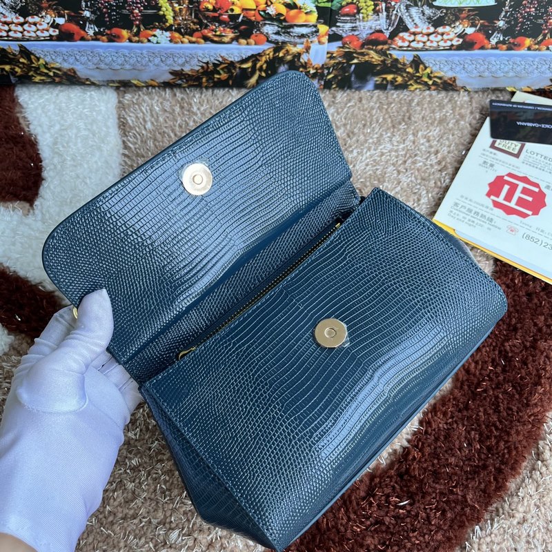 [Dolce & Gabbana 杜嘉班納]款號：4135蜥蜴鑽 原單 完美袋形