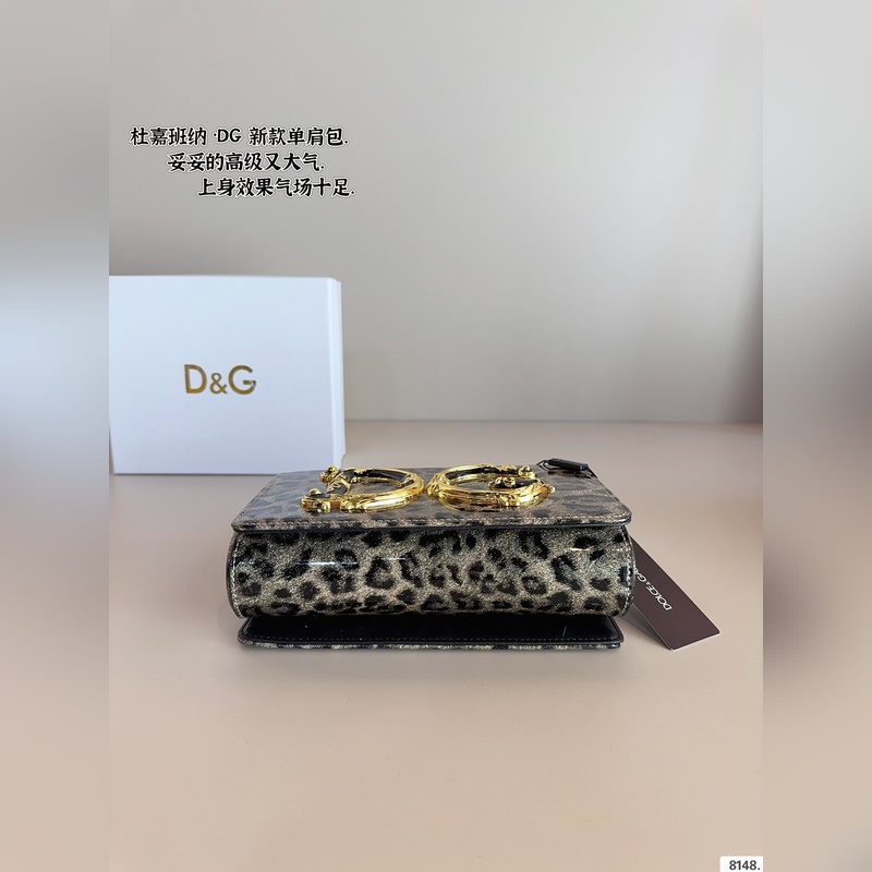 杜嘉班納 西西裡手袋. 精緻小巧，特別適合 穿連衣裙和搭配牛仔褲，搭配連衣裙，精