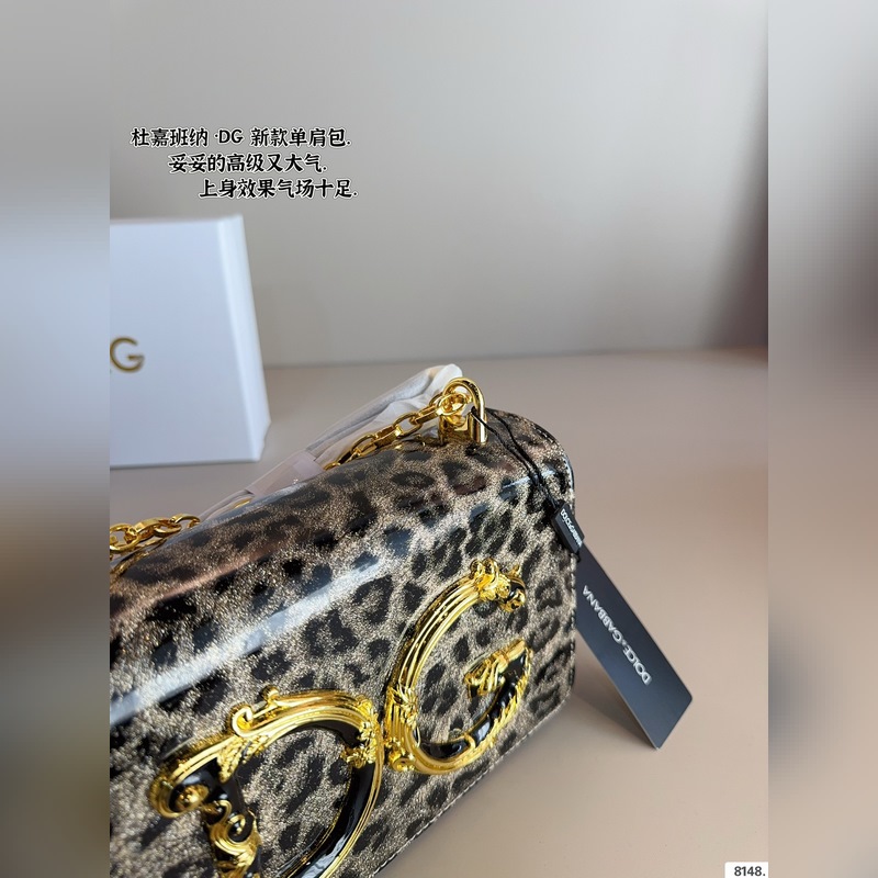 杜嘉班納 西西裡手袋. 精緻小巧，特別適合 穿連衣裙和搭配牛仔褲，搭配連衣裙，精