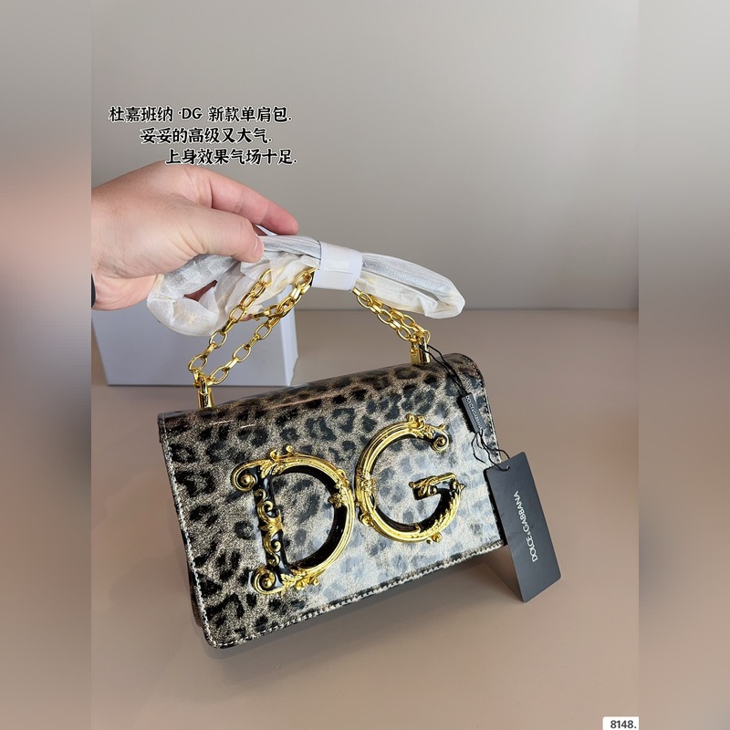 杜嘉班納 西西裡手袋. 精緻小巧，特別適合 穿連衣裙和搭配牛仔褲，搭配連衣裙，精