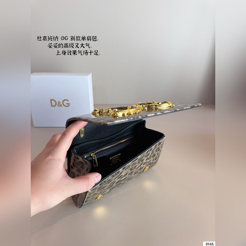 杜嘉班納 西西裡手袋. 精緻小巧，特別適合 穿連衣裙和搭配牛仔褲，搭配連衣裙，精