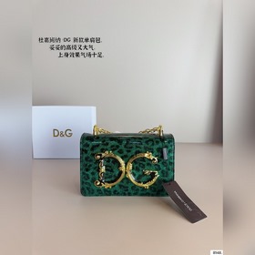 杜嘉班納 西西裡手袋. 精緻小巧，特別適合 穿連衣裙和搭配牛仔褲，搭配連衣裙，精