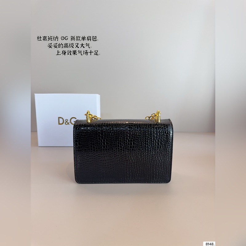 杜嘉班納 西西裡手袋. 精緻小巧，特別適合 穿連衣裙和搭配牛仔褲，搭配連衣裙，精