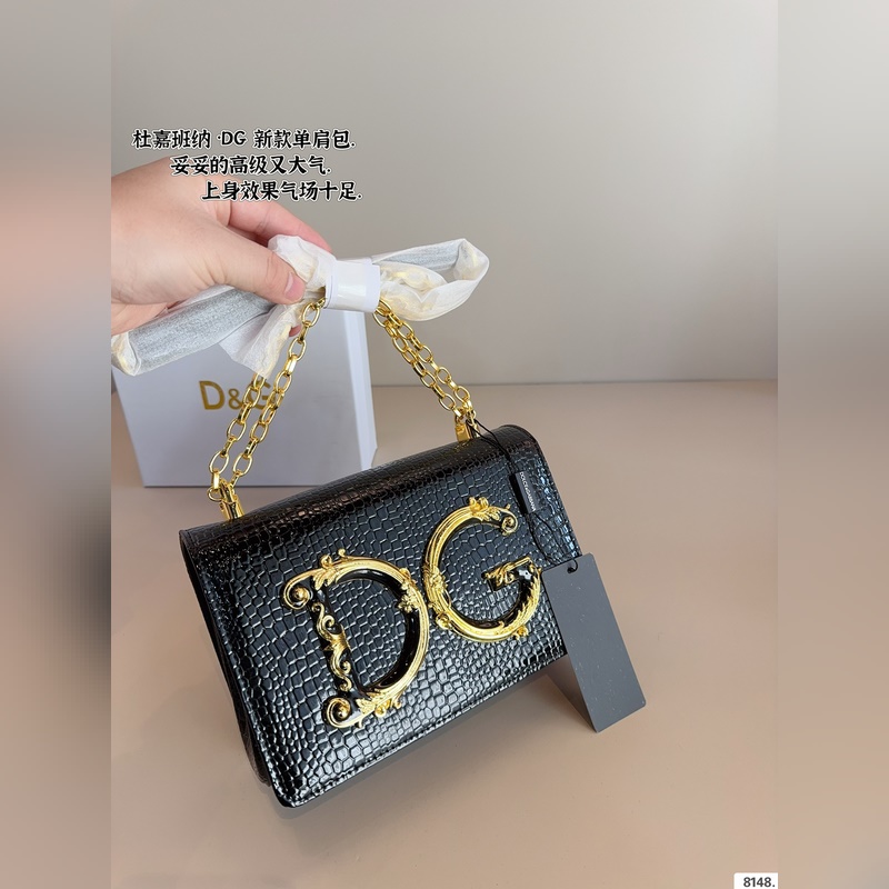 杜嘉班納 西西裡手袋. 精緻小巧，特別適合 穿連衣裙和搭配牛仔褲，搭配連衣裙，精