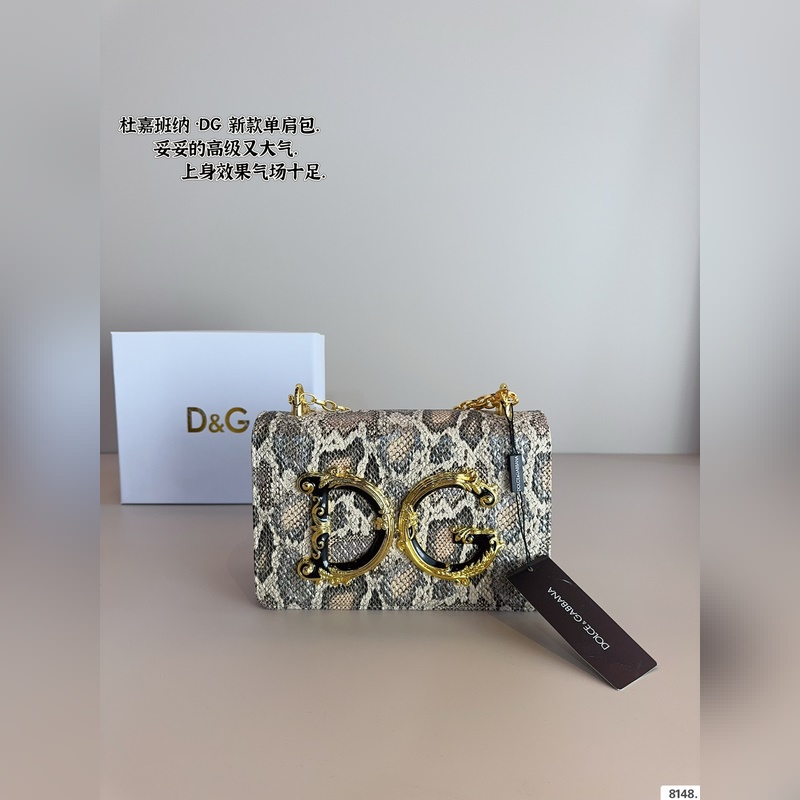 杜嘉班納 西西裡手袋. 精緻小巧，特別適合 穿連衣裙和搭配牛仔褲，搭配連衣裙，精