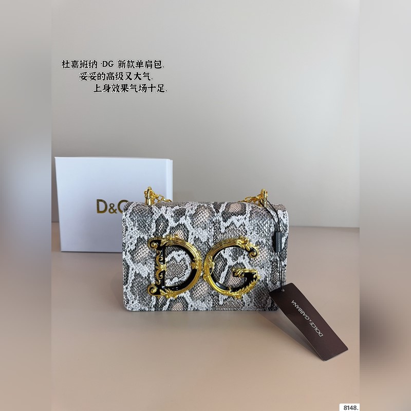 杜嘉班納 西西裡手袋. 精緻小巧，特別適合 穿連衣裙和搭配牛仔褲，搭配連衣裙，精