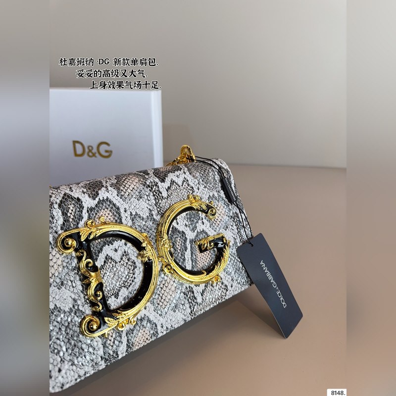 杜嘉班納 西西裡手袋. 精緻小巧，特別適合 穿連衣裙和搭配牛仔褲，搭配連衣裙，精