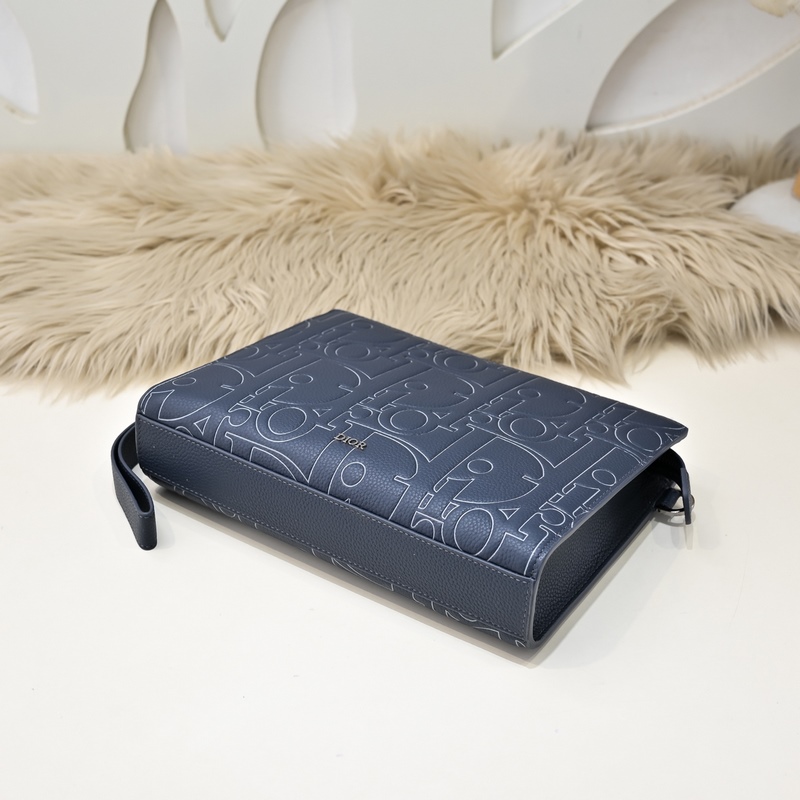 Dior-迪奧專櫃最新款手拿包 官網同步 本季新品 采用海軍藍色Gravity