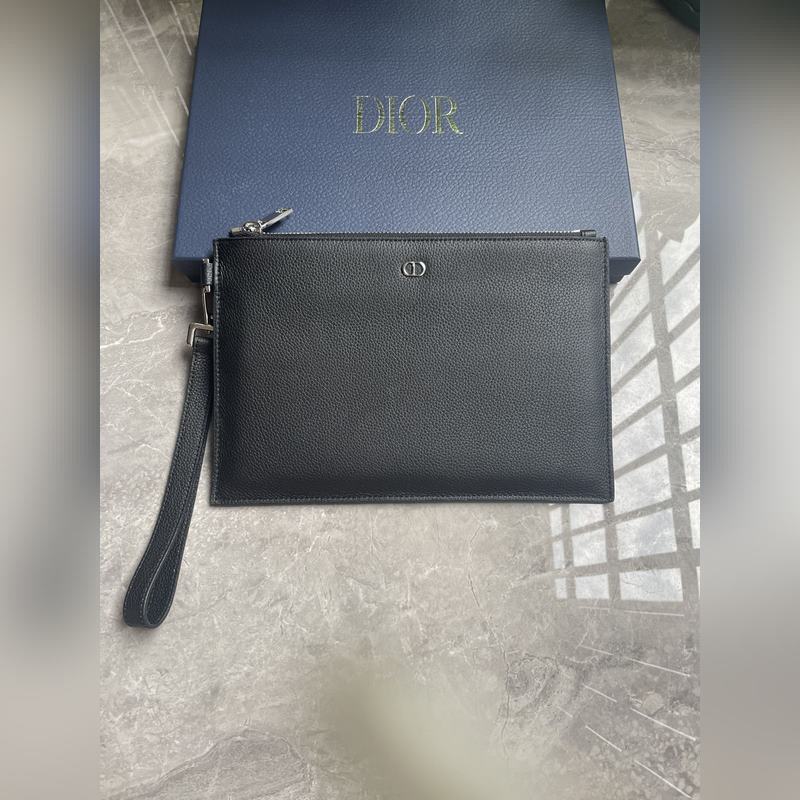 Dior-迪奧專櫃最新款手拿包[笑臉]原單品質(zhì) 采用黑色粒面牛皮精心制作 正面飾