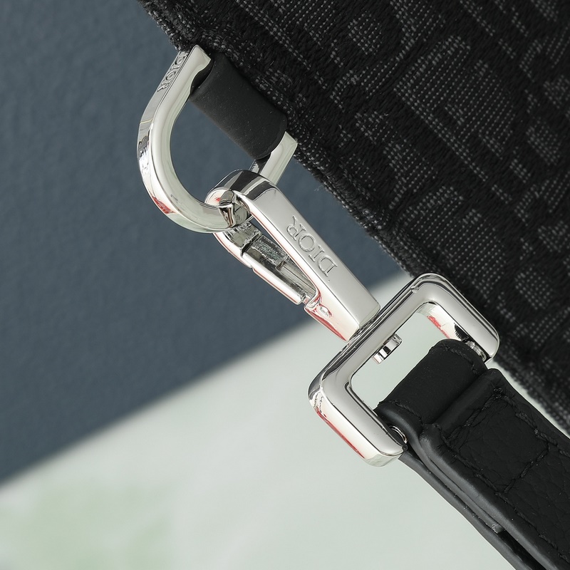 A4手拿包 黑色Oblique 印花 編號：2ESCA491YSE_H03E這款