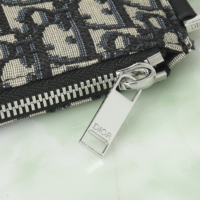 A4手拿包 米色和黑色 Oblique印花 編號：2ESCA491YSE HO5