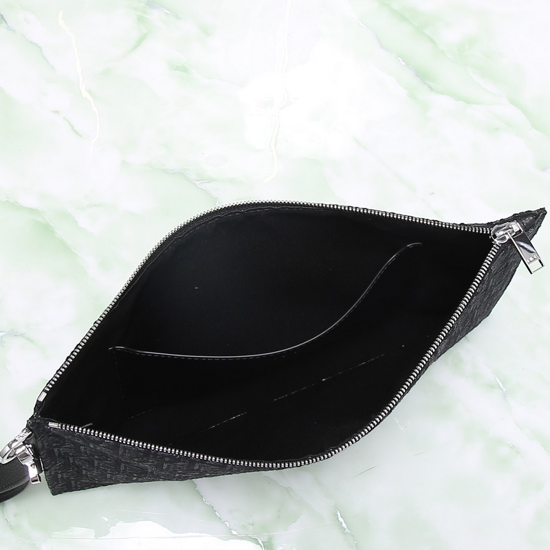 A4手拿包 黑色 Oblique 印花型號：2ESCA339YSE_H03E_T