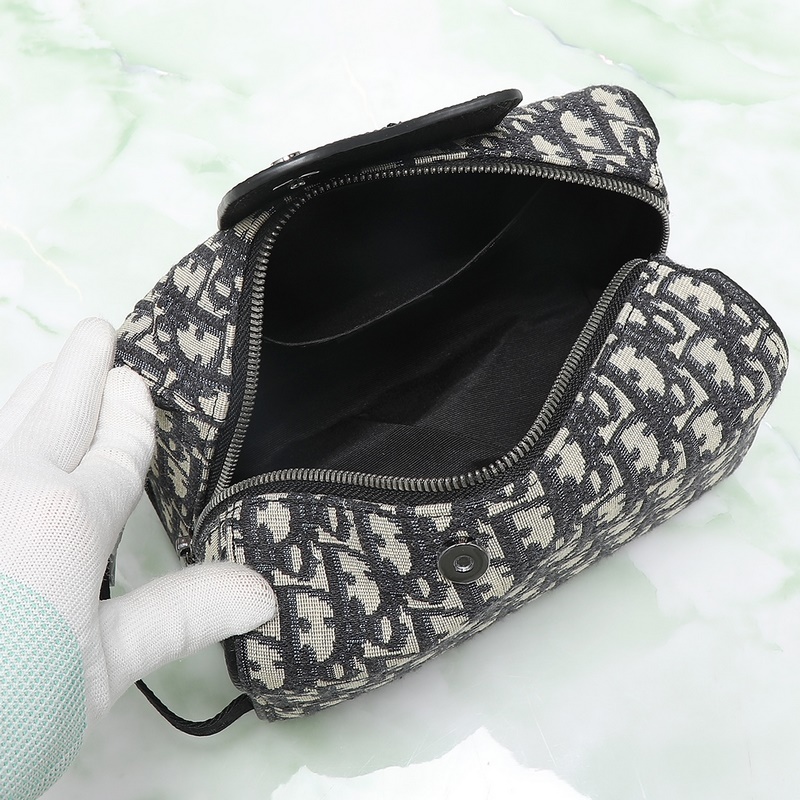 Dior Lingot洗漱包米色和黑色 Oblique 印花 編號(hào)：2ADCA4