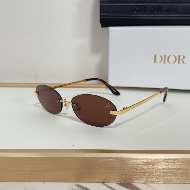 Dior MOD：DIORCAT29GNM Size：58口17 143