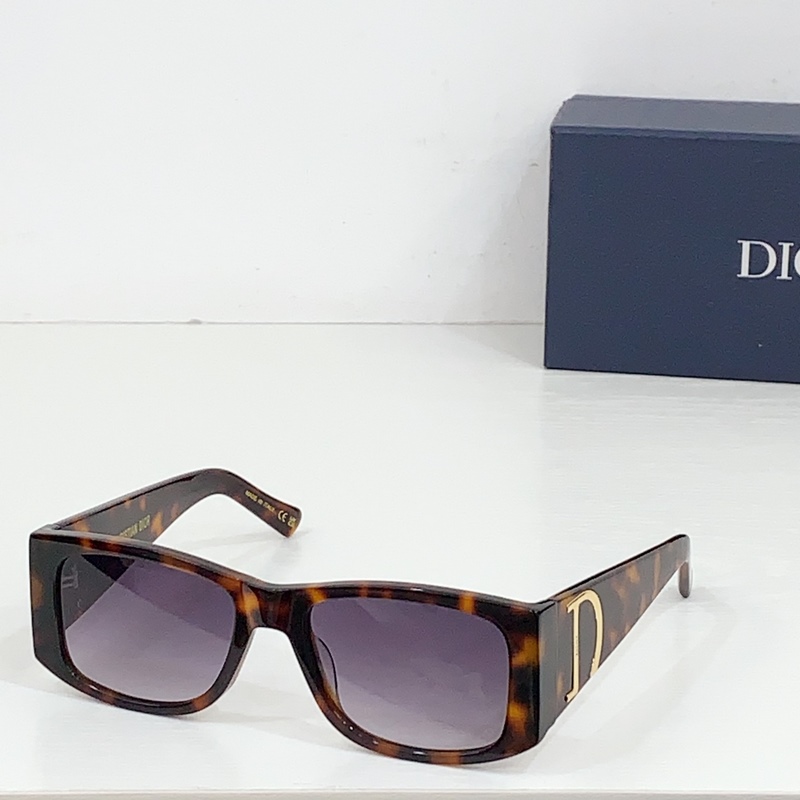DIOR MODEL： CD Diamond S10F SIZE：54口18-1