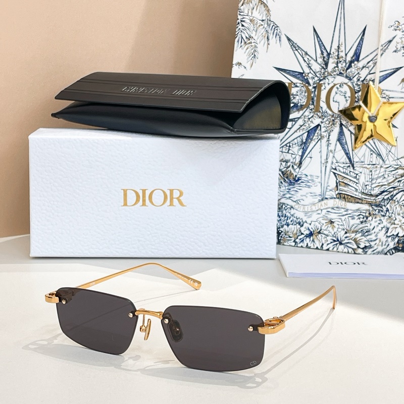 DIOR MODEL： CDiorS4U SIZE：53口21-145