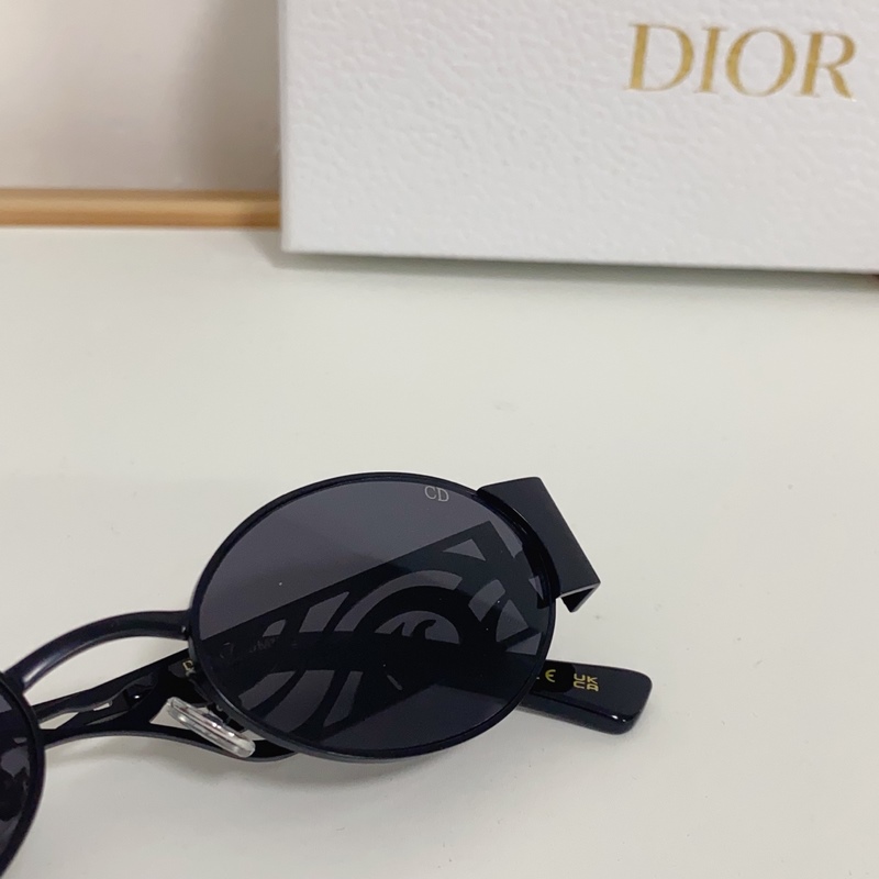 DIORRAVE MODEL：DIRF-WA15 SIZE：51口19 145