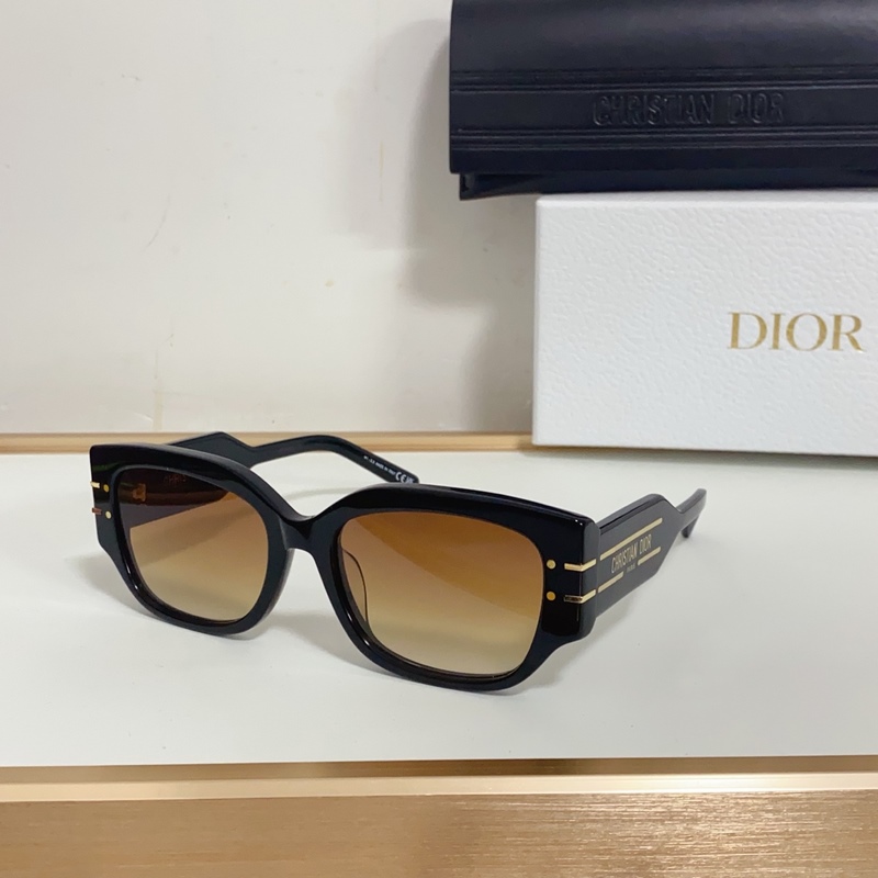 DIOR MOD：Signature S13F Size：55口18-140