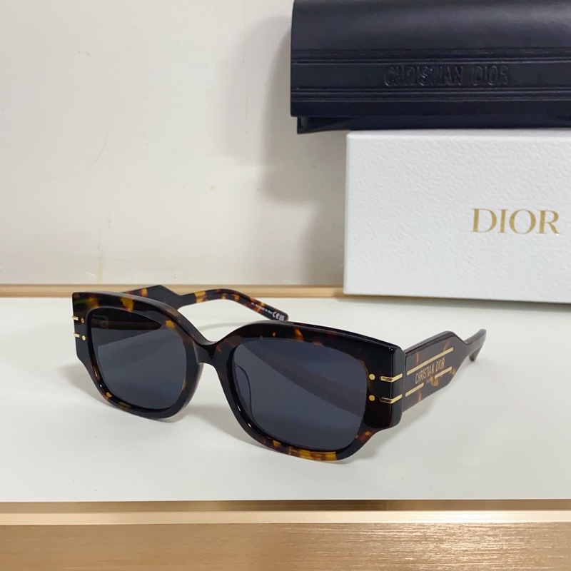 DIOR MOD：Signature S13F Size：55口18-140