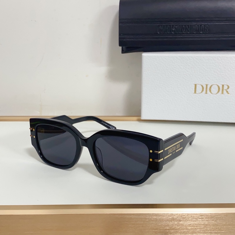 DIOR MOD：Signature S13F Size：55口18-140