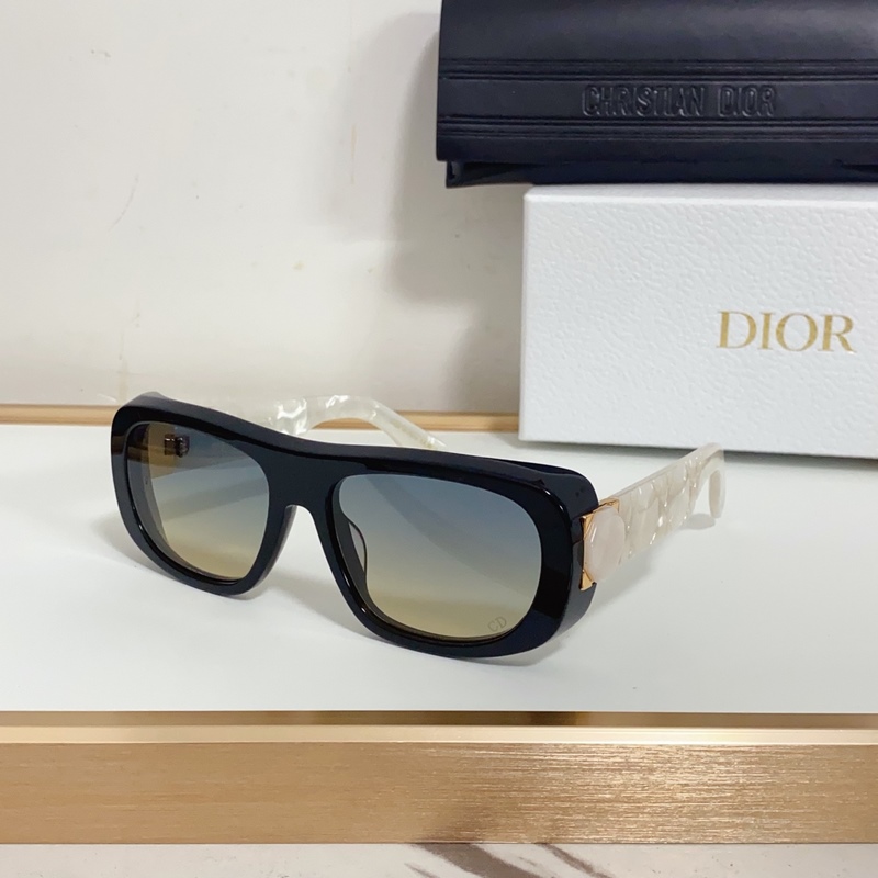 DIOR MOD：Lady95.22S1I Size：59口18 130