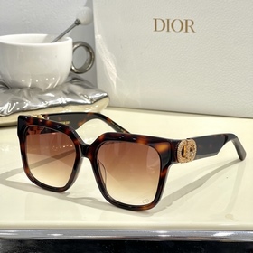 Dior Mod：30Montaigne S11I Size：54-20-130