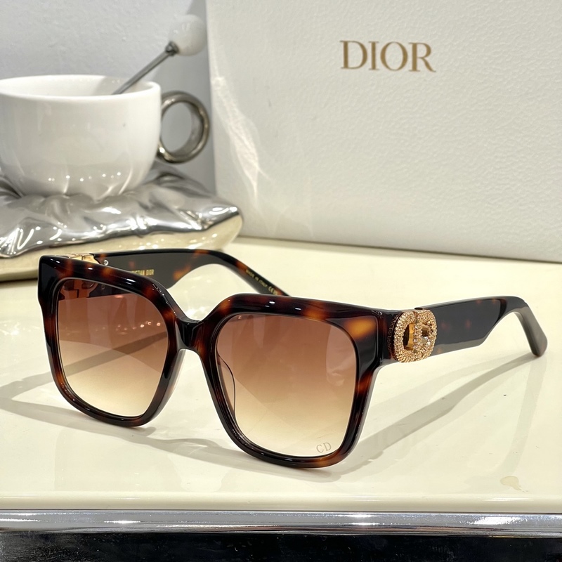 Dior Mod：30Montaigne S11I Size：54-20-130