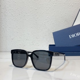 DIOR 新品發(fā)售~ Mod：8601 SIZE：55-18-145 男女款方形
