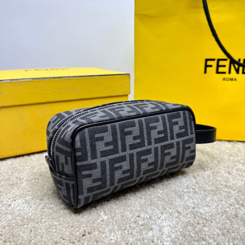 (原單品質)獨家正品開發，百分百頭層牛皮，對版老花面料，幹淨整潔的做工體現了每一