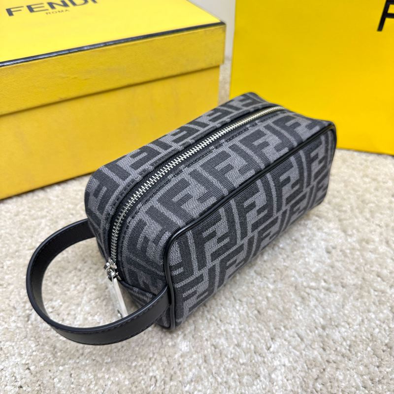 (原單品質)獨家正品開發，百分百頭層牛皮，對版老花面料，幹淨整潔的做工體現了每一