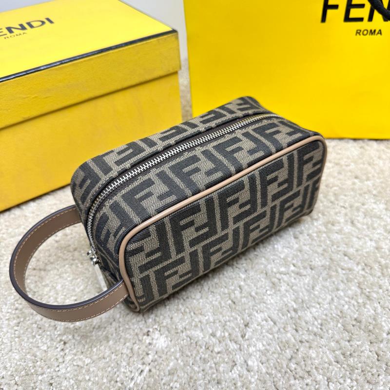 (原單品質)獨家正品開發，百分百頭層牛皮，對版老花面料，幹淨整潔的做工體現了每一