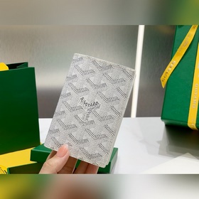 Goyard 高雅德 經(jīng)典對折豎款短夾 多年來位居品牌錢包類 銷售榜首 實用的內(nèi)