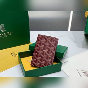 Goyard 高雅德 經(jīng)典對折豎款短夾 多年來位居品牌錢包類 銷售榜首 實用的內(nèi)