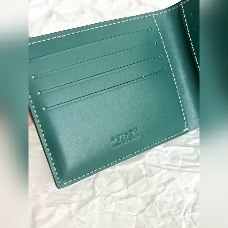 goyard狗牙對折短夾綠色 8格卡位 整鈔位，超級實用 作為顔狗真的很難不愛