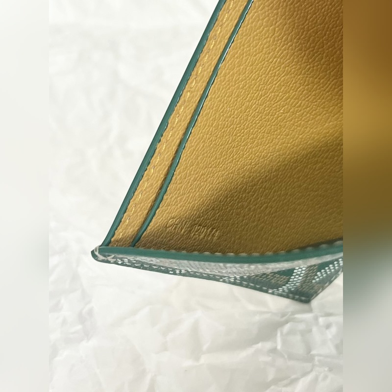 goyard狗牙對折短夾綠色 8格卡位 整鈔位，超級實用 作為顔狗真的很難不愛