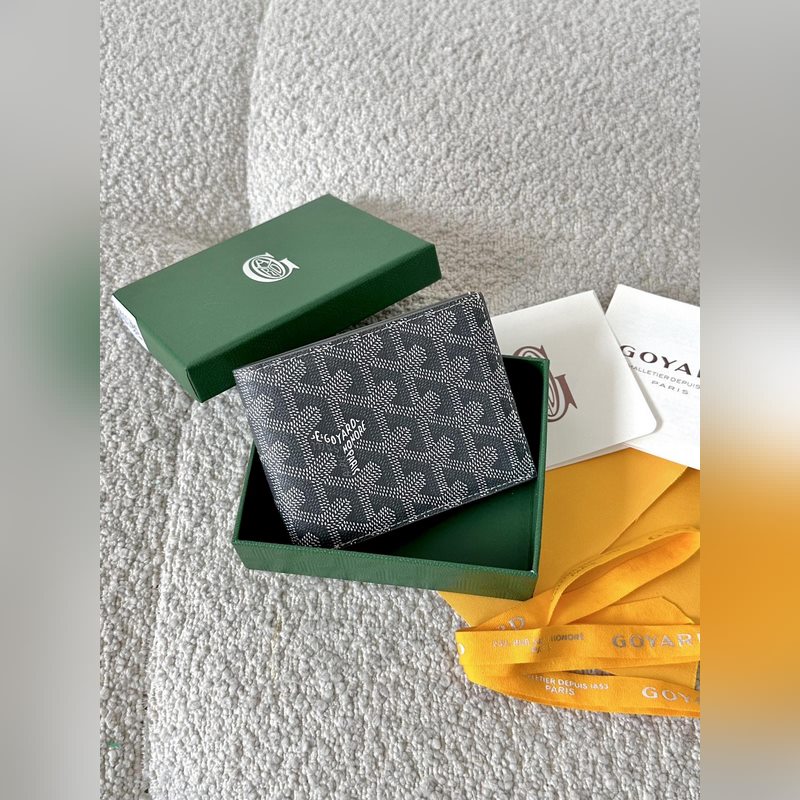 goyard狗牙對折短夾灰色 8格卡位 整鈔位，超級實用 作為顔狗真的很難不愛