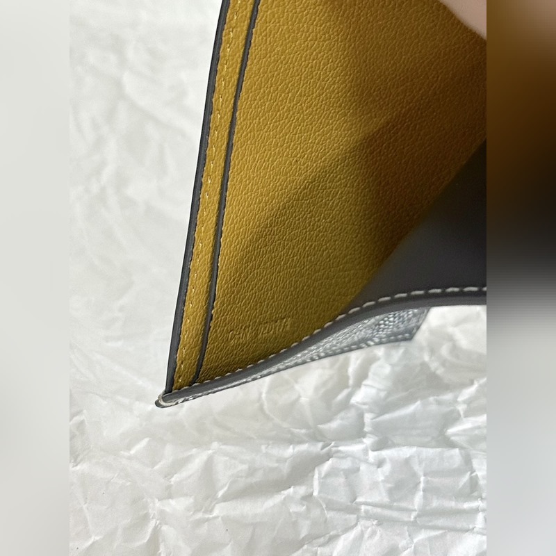 goyard狗牙對折短夾灰色 8格卡位 整鈔位，超級實用 作為顔狗真的很難不愛