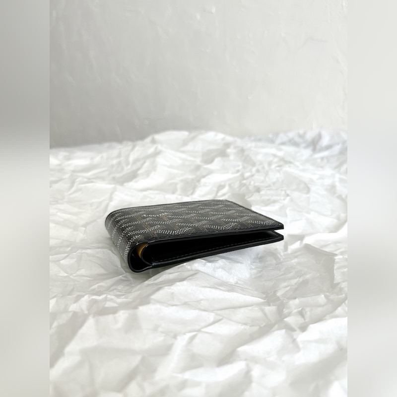 goyard狗牙對折短夾黑色 8格卡位 整鈔位，超級實用 作為顔狗真的很難不愛