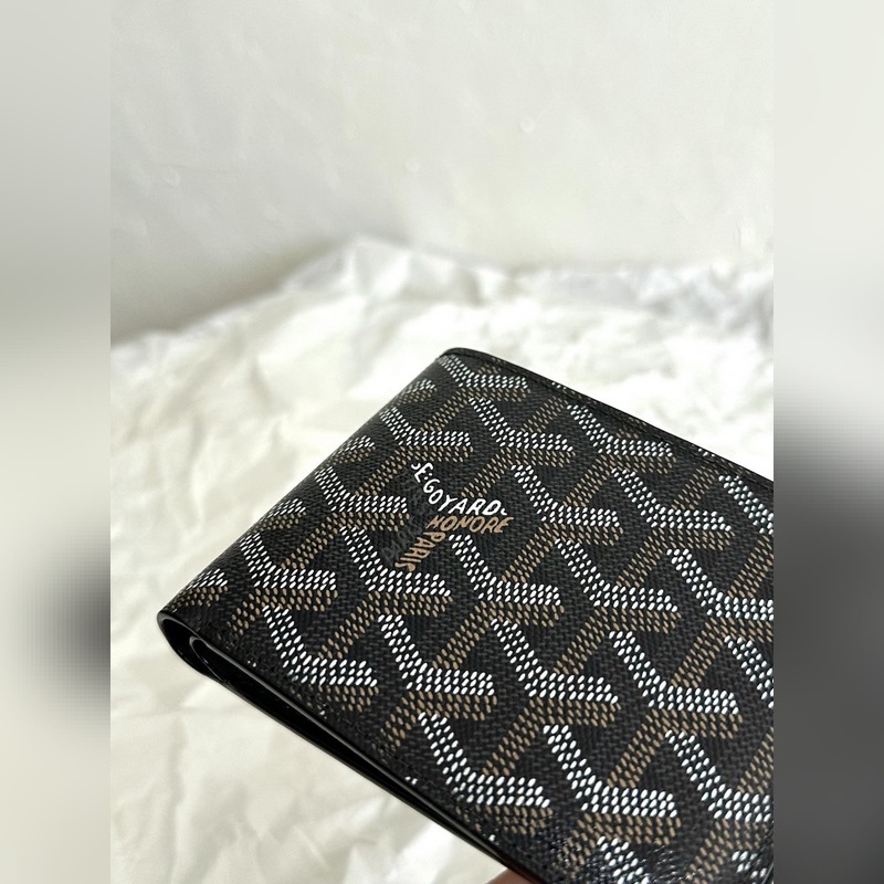 goyard狗牙對折短夾黑色 8格卡位 整鈔位，超級實用 作為顔狗真的很難不愛