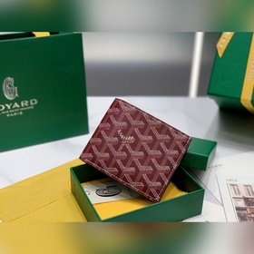Goyard 經(jīng)典對折短夾 多年來位居品牌錢包類銷售榜首 實用的內(nèi)部結(jié)構(gòu) 和經(jīng)典