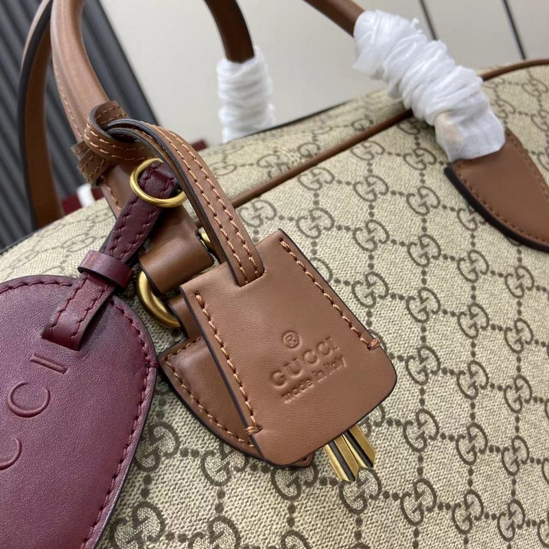 配全套原廠禮品袋發票 全新GG Emblem系列煥新詮釋品牌的雋永優雅風範和精湛