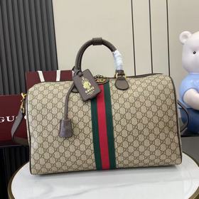 配全套原廠禮品袋包裝 Gucci Savoy系列匠心融蘊米色和深棕色兩大配色，搭