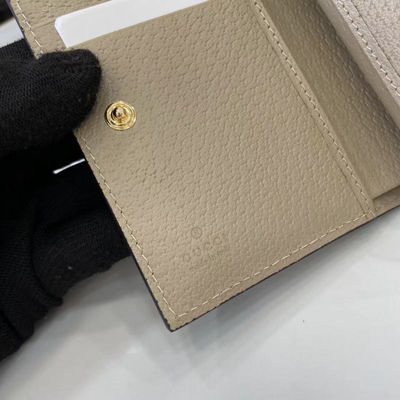 GG標志最初于20世紀70年代使用，是20世紀30年代古馳菱形圖案的演變，從那時