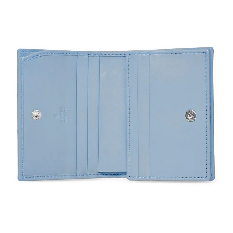 作為GG Marmont系列的標志性元素，雙G造型配件是對20世紀70年代問世的