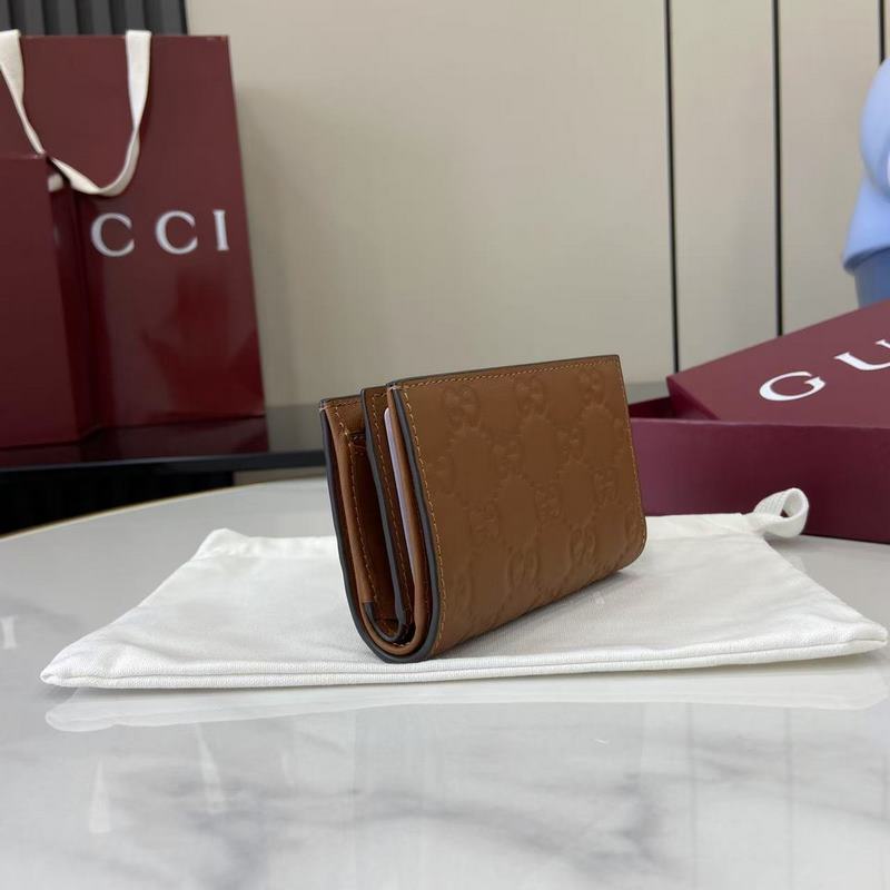 2026秋冬系列， GG Emblem系列煥新詮釋品牌的雋永優雅風範和精湛工藝。