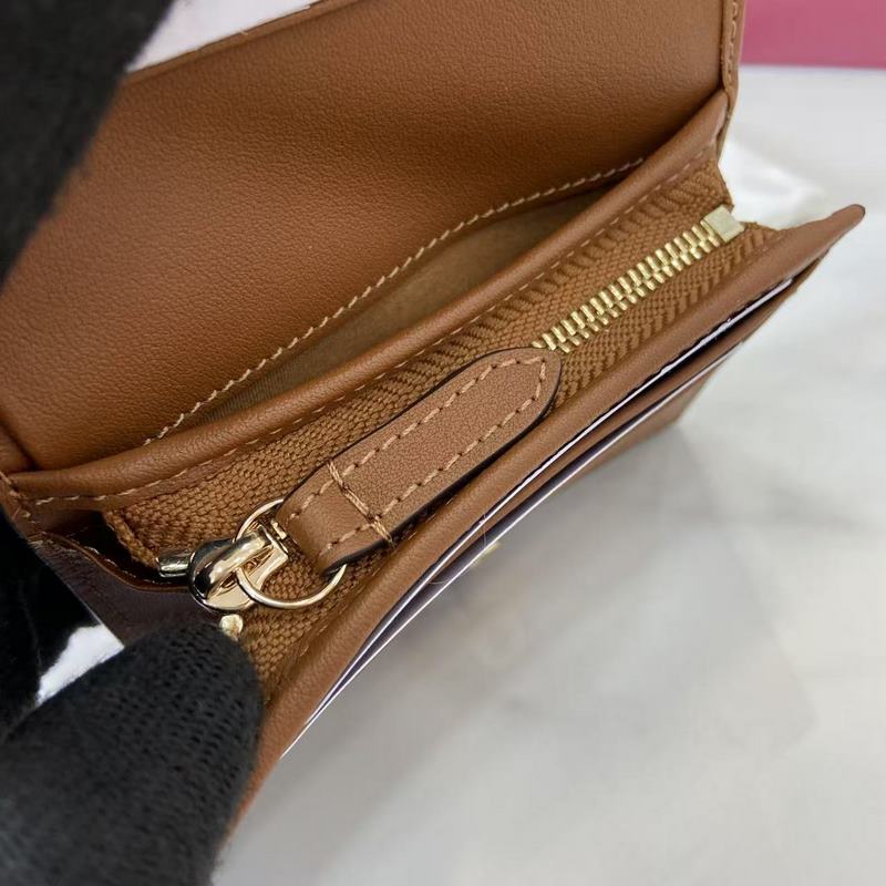 2026秋冬系列， GG Emblem系列煥新詮釋品牌的雋永優雅風範和精湛工藝。