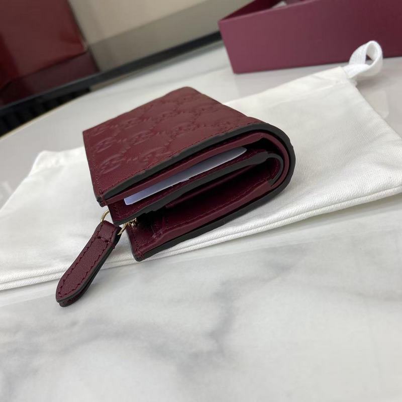 2026秋冬系列， GG Emblem系列煥新詮釋品牌的雋永優(yōu)雅風(fēng)範(fàn)和精湛工藝。