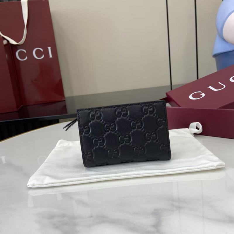 2026秋冬系列， GG Emblem系列煥新詮釋品牌的雋永優雅風範和精湛工藝。